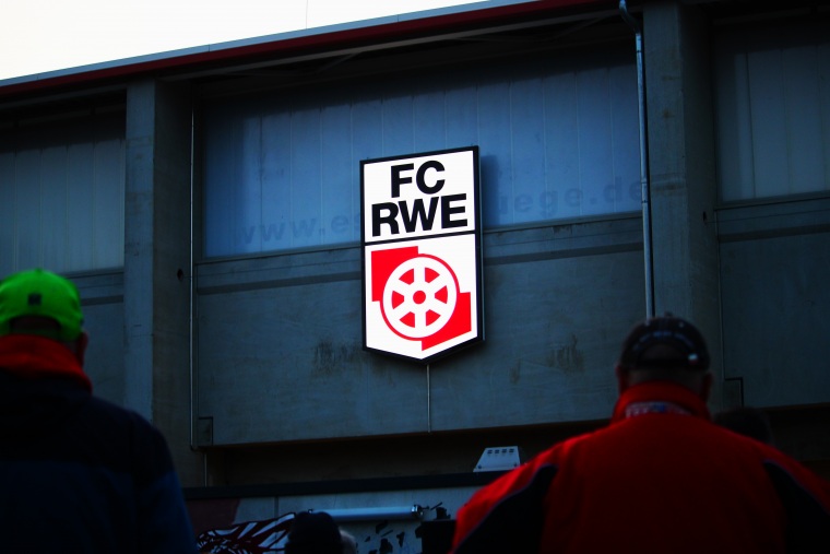 Einweihung RWE-Logo am 17.05.2023